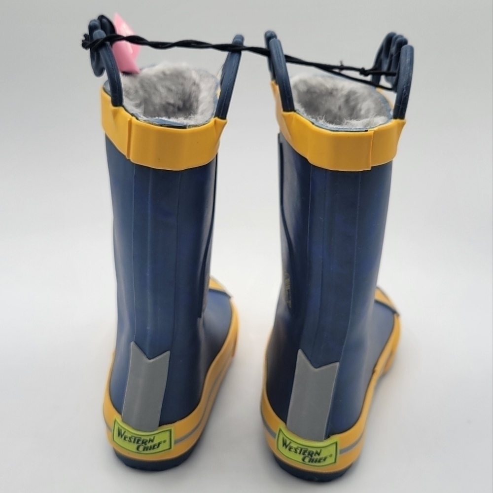 Western Chief Batman Faux Fur Lined Rain Boot 7 / 8 - Picture 5 of 10